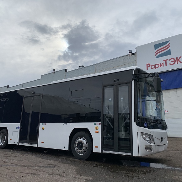 Городской низкопольный автобус большого класса LOTOS 105 D-02 DIESEL